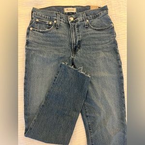 NWT Mid-Rise Perfect Vintage